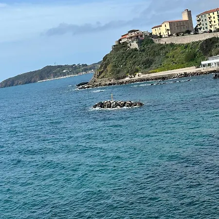 Tra Cielo E Mare