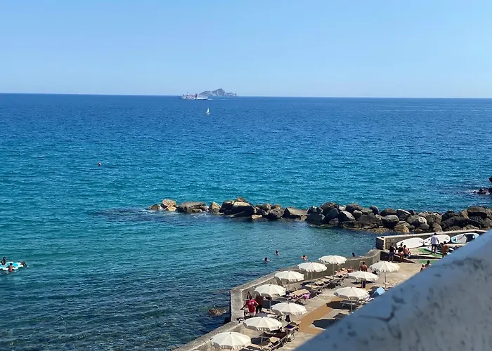 Tra Cielo E Mare Piombino